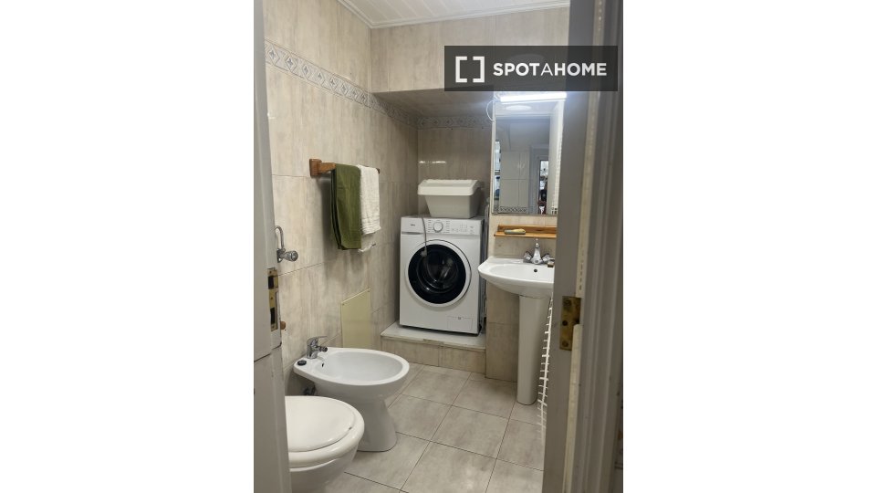 Apartment Lisbon, 1 bed — photo 2