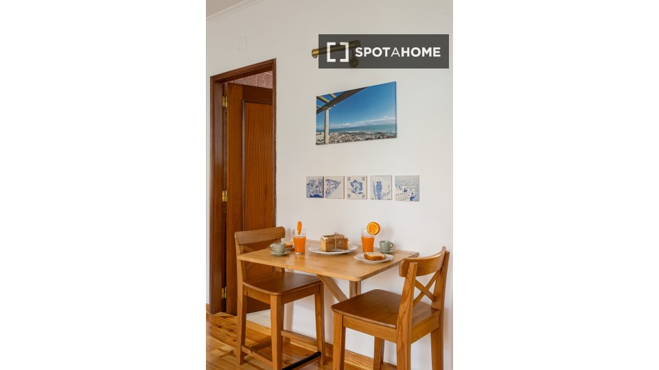 Apartment Lisbon, 3 beds — photo 11