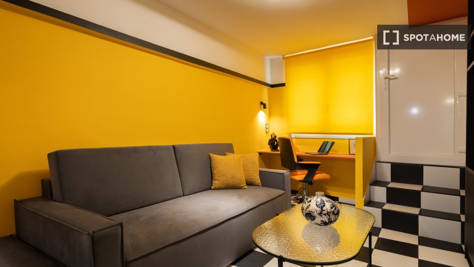 Apartment mono Athens, 55m² — photo 12