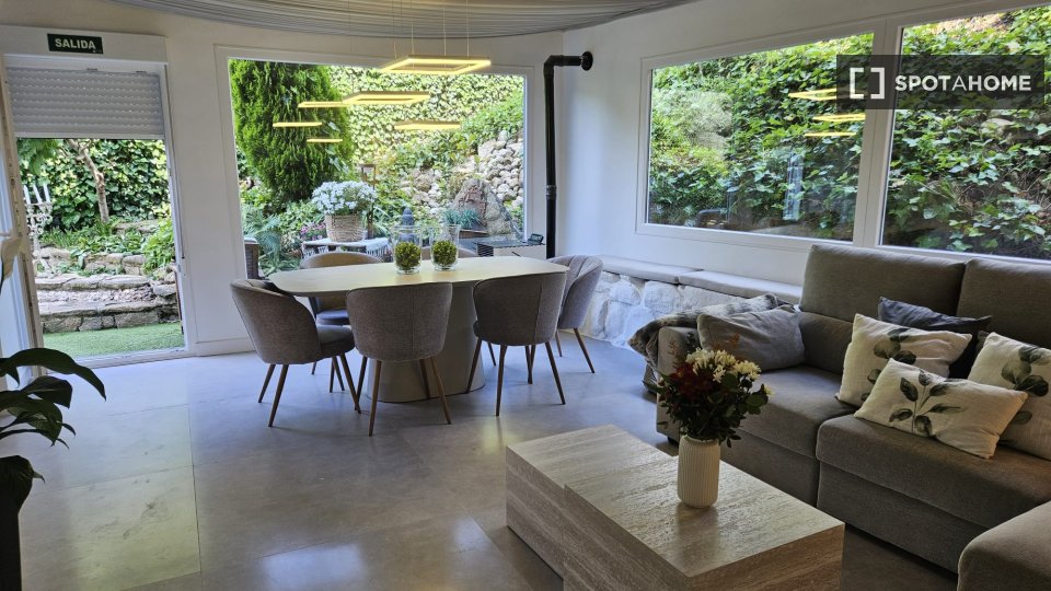 Apartment Madrid, 4 beds — photo 22