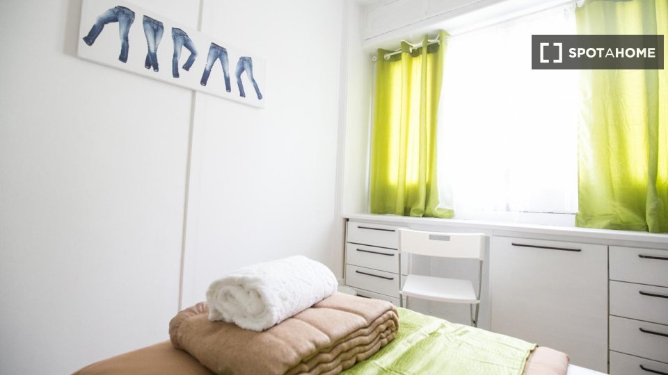 Double room Lisbon, 20 beds — photo 40