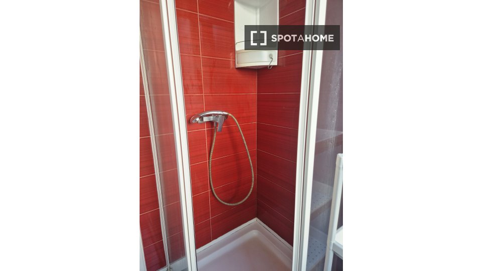 Double room Porto, 5 beds — photo 7