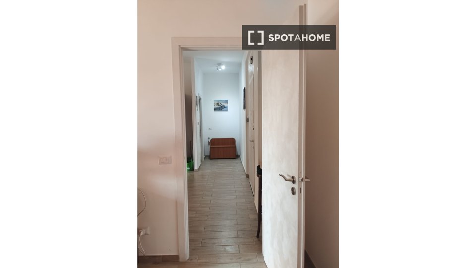 Double room Rome, 2 beds — photo 10