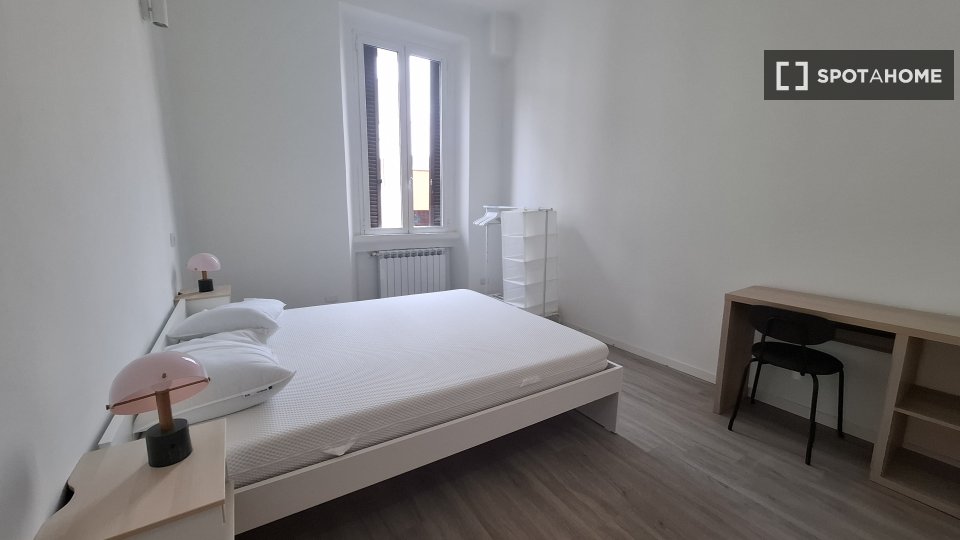 Double room Milan, 4 beds, 90m² — photo 5