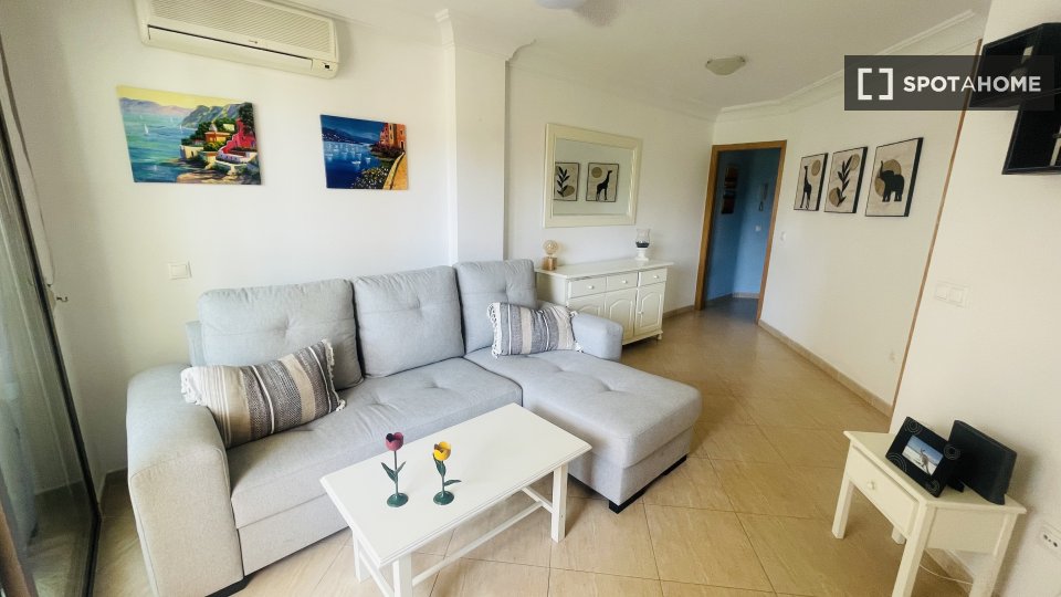 Apartment mono Alicante, 37m² — photo 2