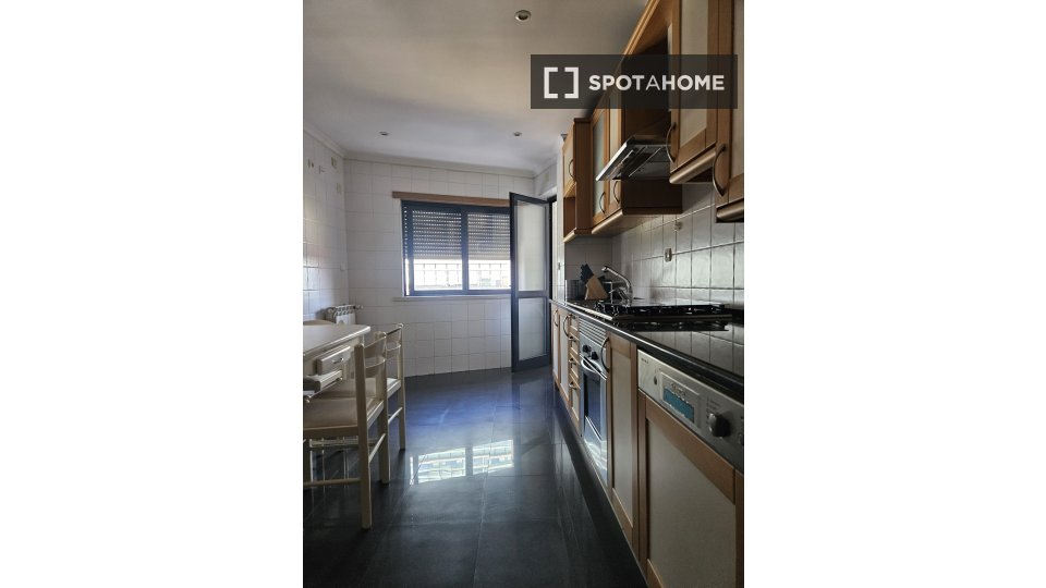 Apartment Lisbon, 3 beds — photo 1