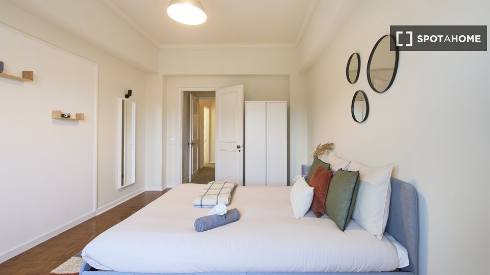 Double room Lisbon, 7 beds — photo 14