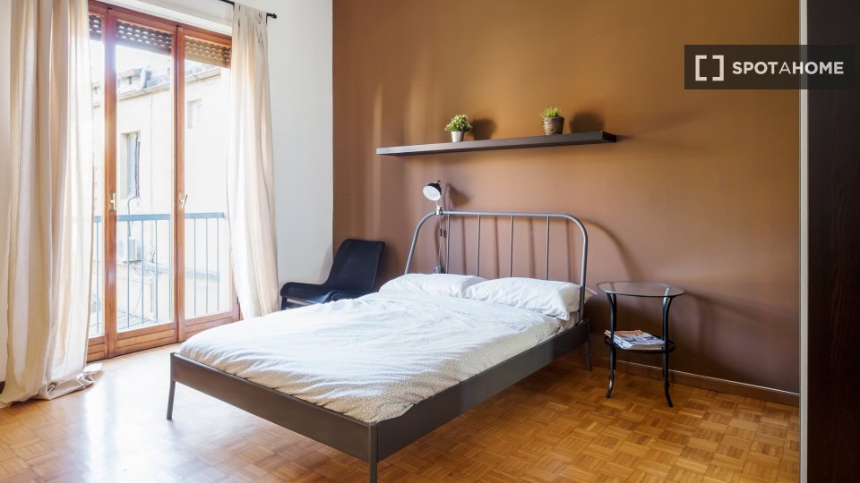 Double room Milan, 6 beds, 171m² — photo 1