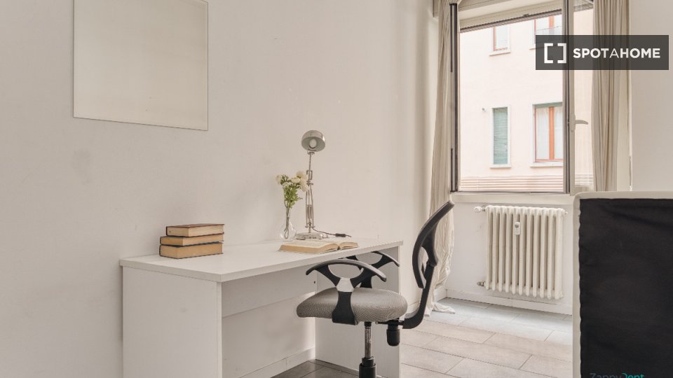 Double room Milan, 12 beds — photo 11