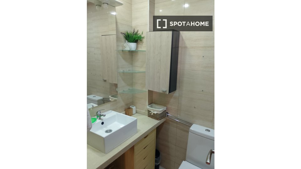 Apartment Madrid, 2 beds, 66m² — photo 5