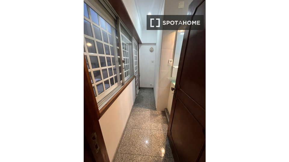 Double room Porto, 5 beds, 400m² — photo 28
