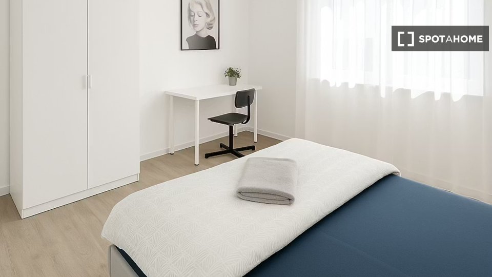 Double room Munich, 4 beds — photo 9