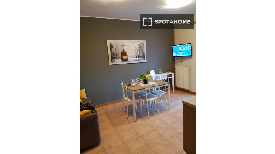 Apartment Milan, 1 bed — photo 4