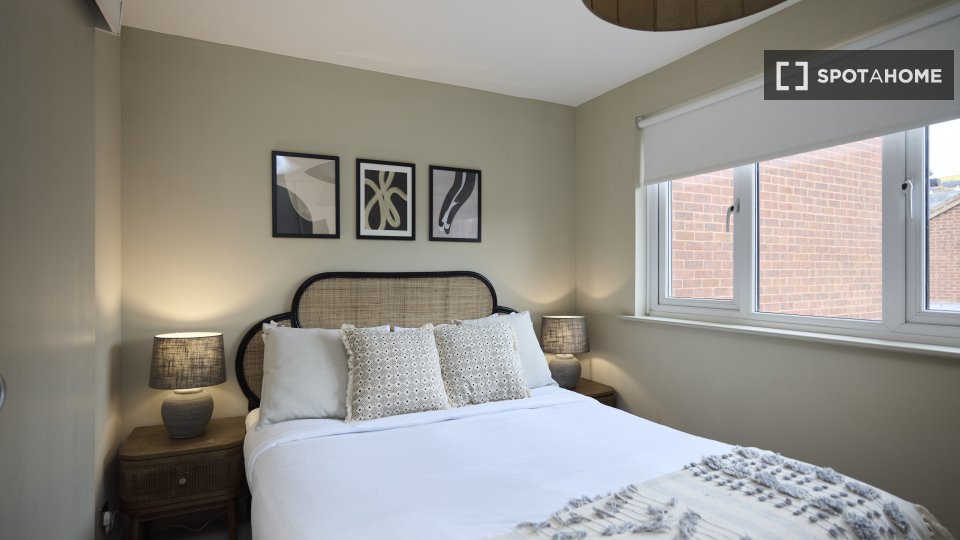Apartment London, 2 beds, 58m² — photo 18