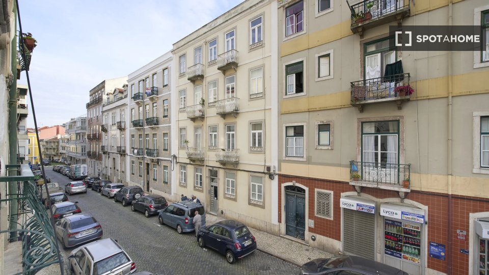 Double room Lisbon, 8 beds — photo 14