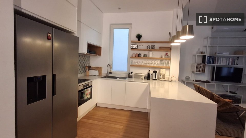 Apartment Lisbon, 3 beds, 125m² — photo 39