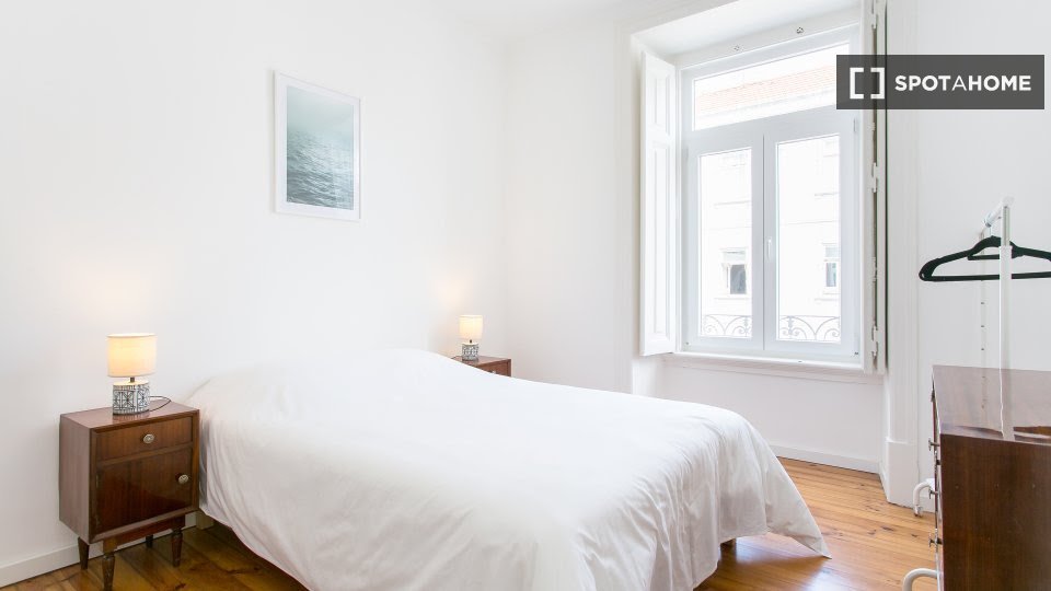 Double room Lisbon, 8 beds — photo 10