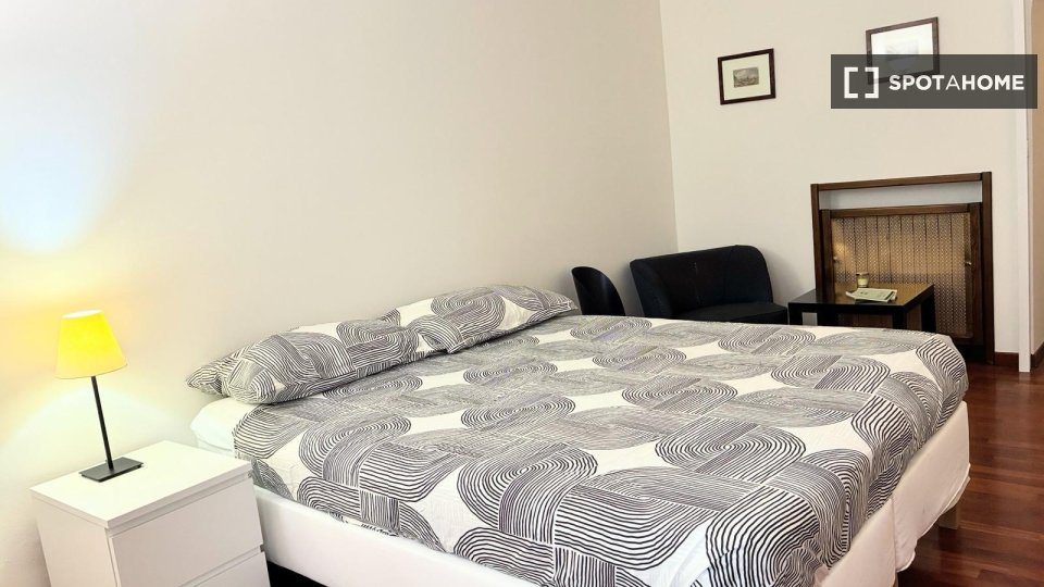 Double room Milan, 4 beds — photo 54