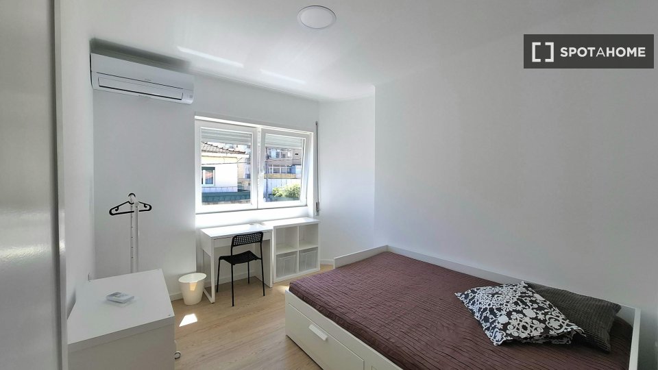 Double room Porto, 4 beds — photo 1