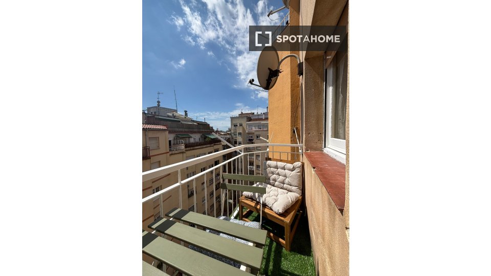 Double room Barcelona, 4 beds, 70m² — photo 8