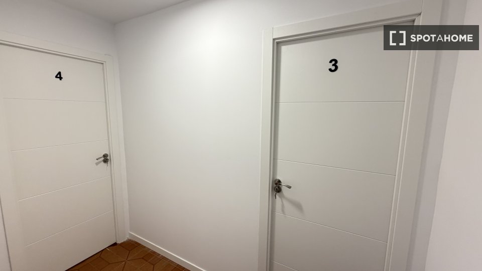 Double room Valencia, 4 beds, 75m² — photo 9