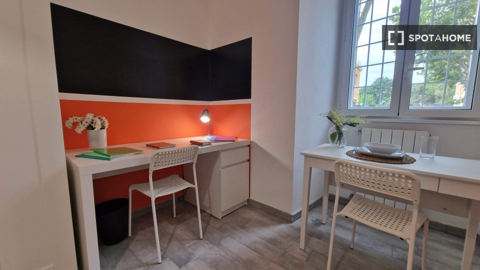 Double room Rome, 2 beds — photo 6