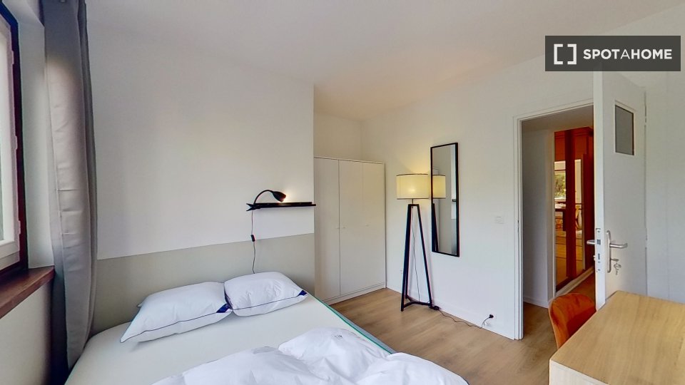 Double room Paris, 12 beds — photo 1