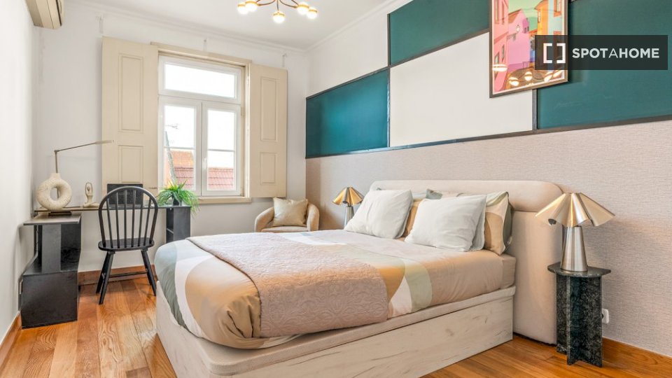Double room Lisbon, 10 beds — photo 1