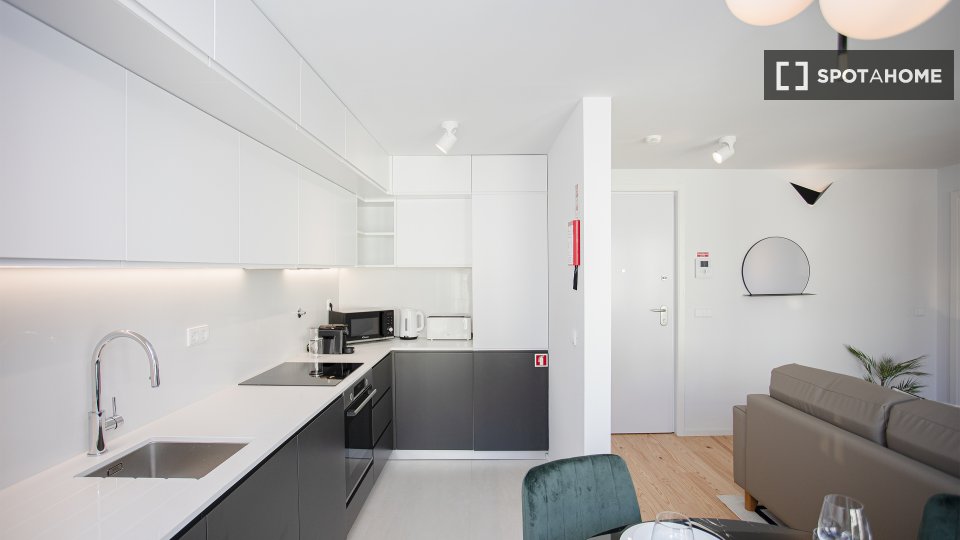 Apartment Porto, 2 beds, 125m² — photo 9