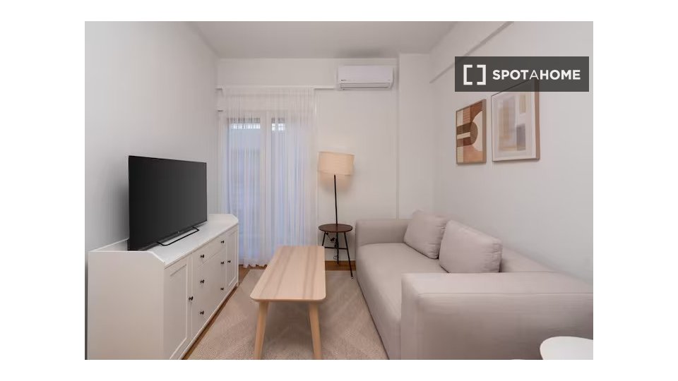 Apartment Athens, 2 beds — photo 11