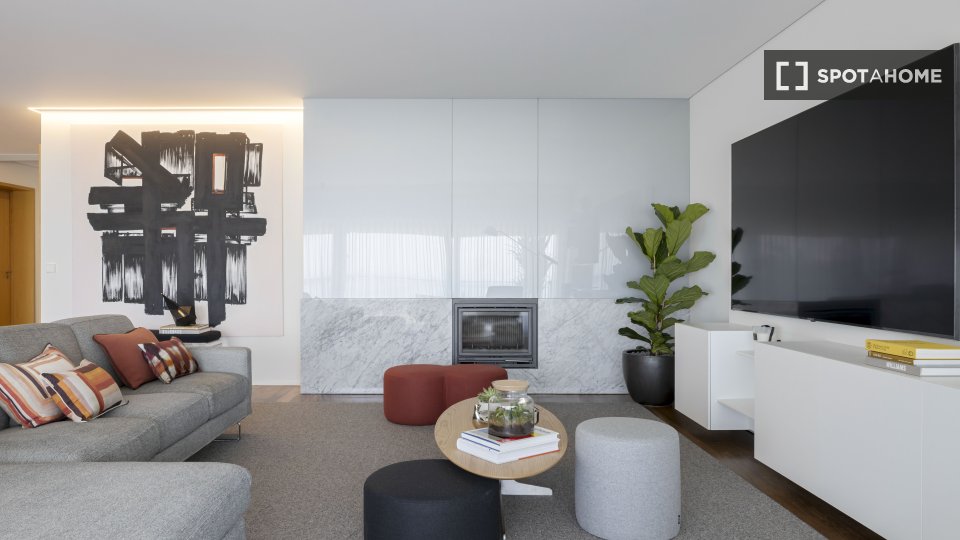 Apartment Porto, 4 beds, 250m² — photo 16