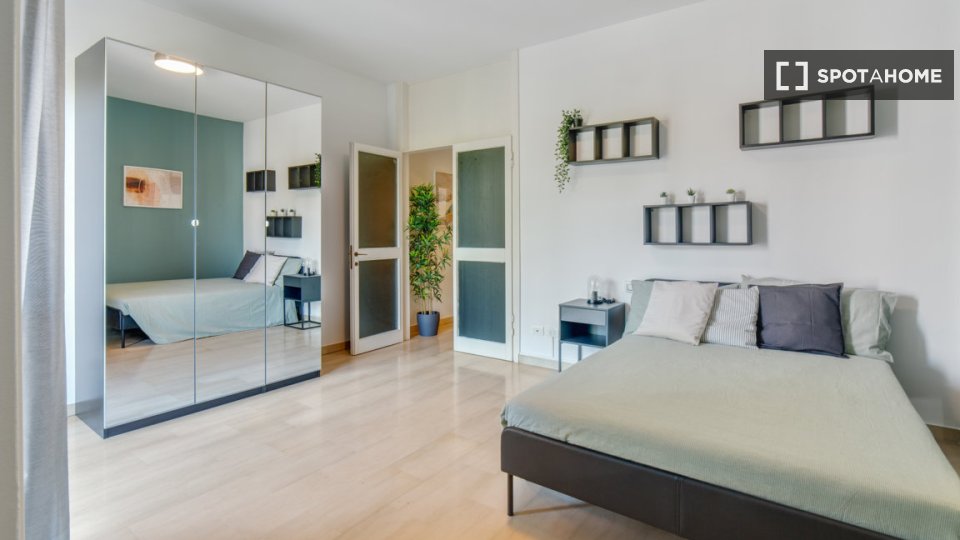 Double room Milan, 3 beds, 102m² — photo 11