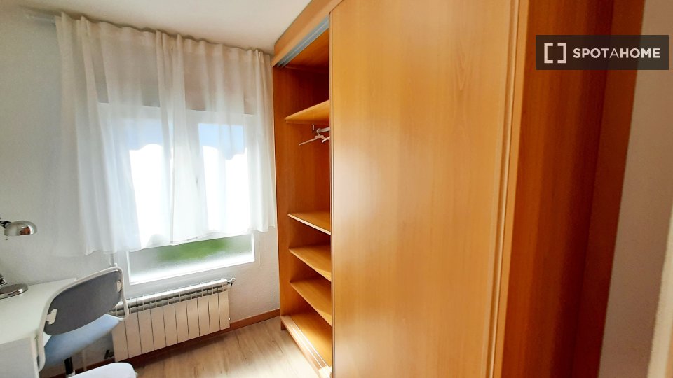 Double room Madrid, 4 beds, 90m² — photo 49
