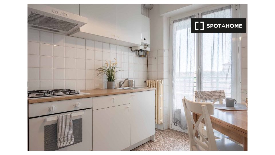 Double room Milan, 4 beds, 90m² — photo 2