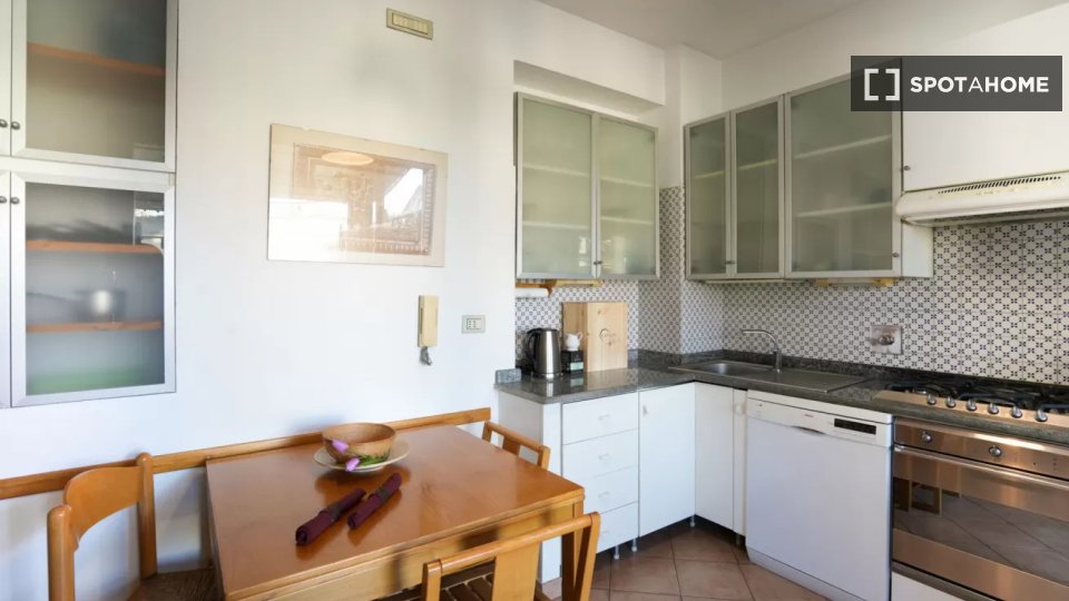 Apartment Turin, 1 bed — photo 2