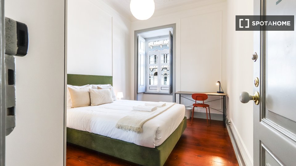 Double room Lisbon, 6 beds — photo 3