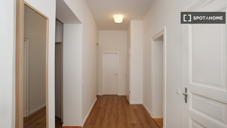 Double room Berlin, 4 beds, 90m² — photo 5