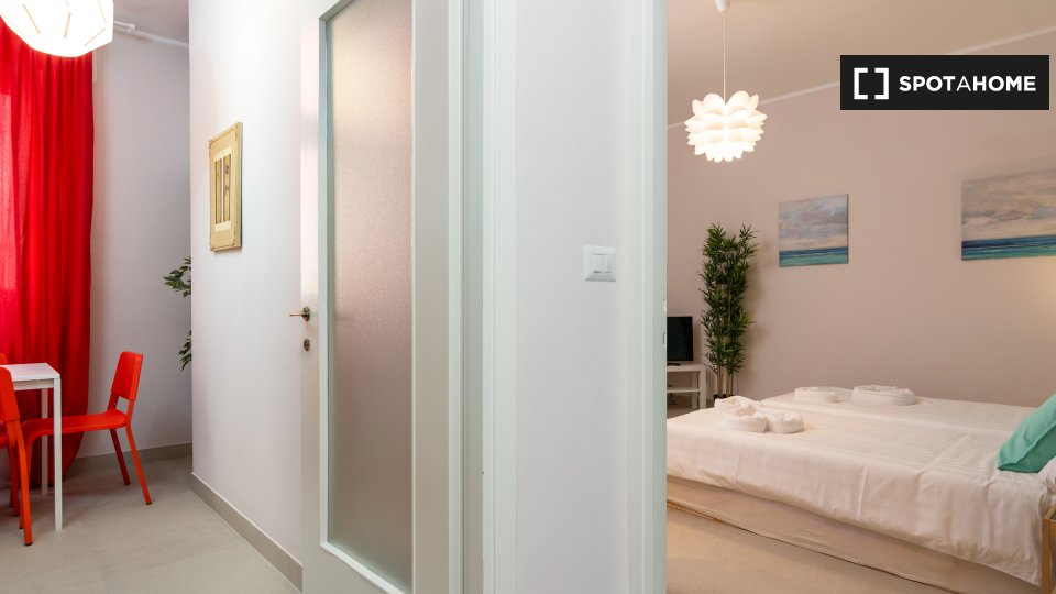 Apartment Milan, 1 bed, 50m² — photo 2