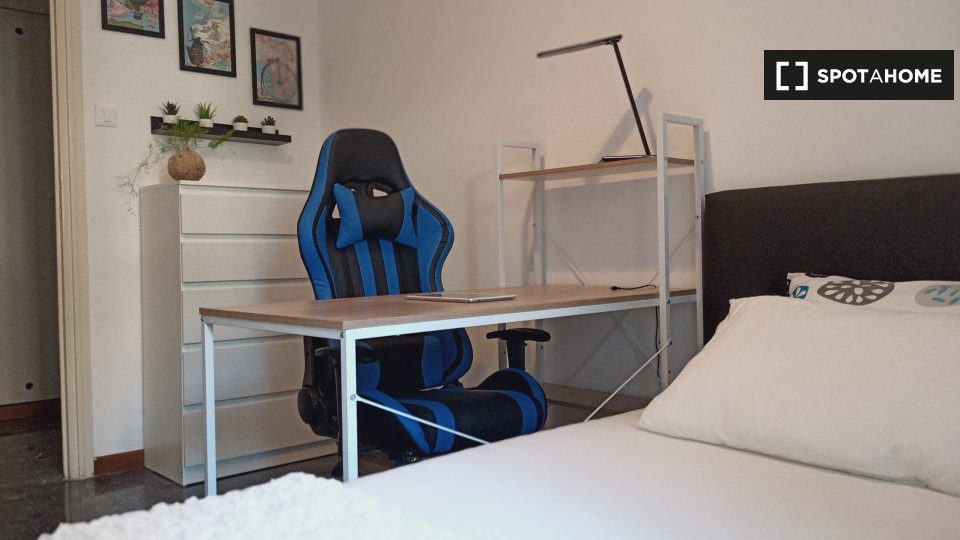 Double room Milan, 6 beds, 168m² — photo 2