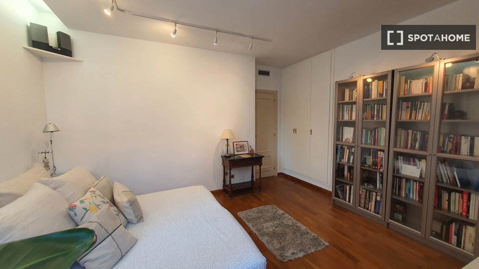 Double room Barcelona, 2 beds, 160m² — photo 12