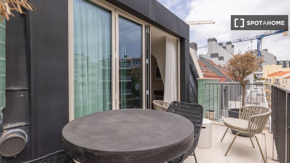 Apartment Lisbon, 2 beds — photo 9