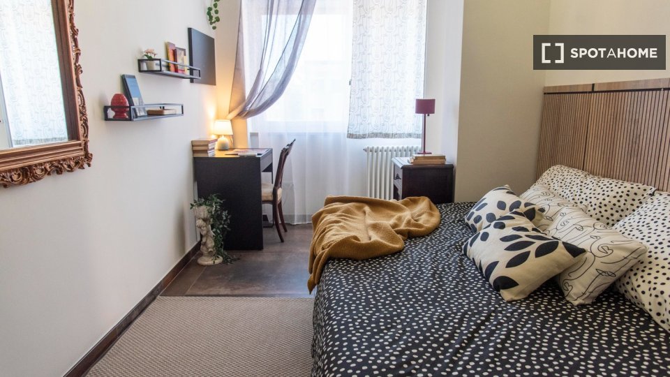 Double room Rome, 4 beds — photo 19