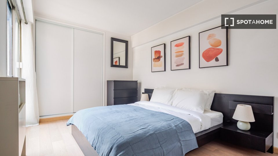 Apartment Paris, 2 beds, 61m² — photo 14