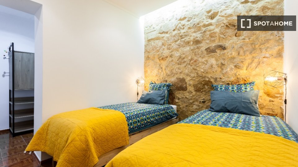 Apartment Lisbon, 2 beds — photo 16