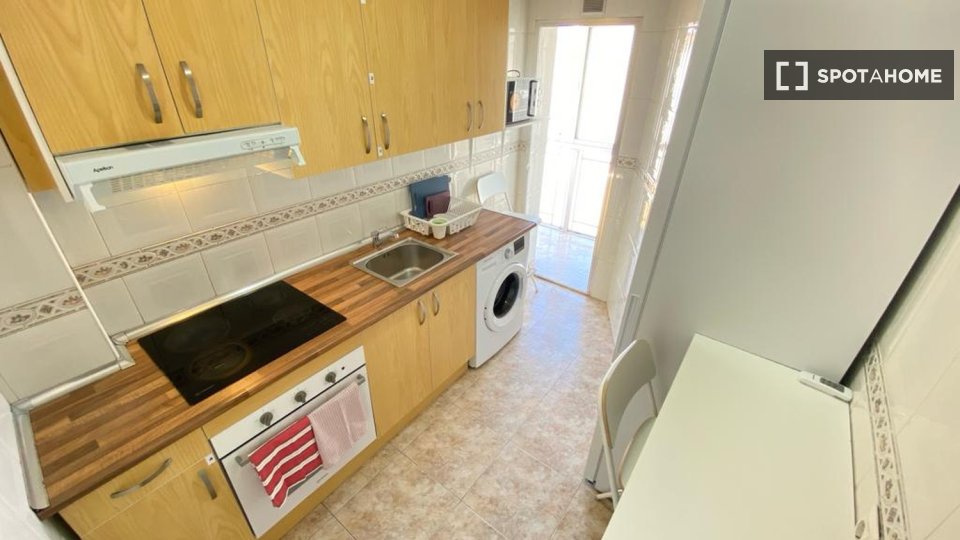 Double room Madrid, 4 beds — photo 5