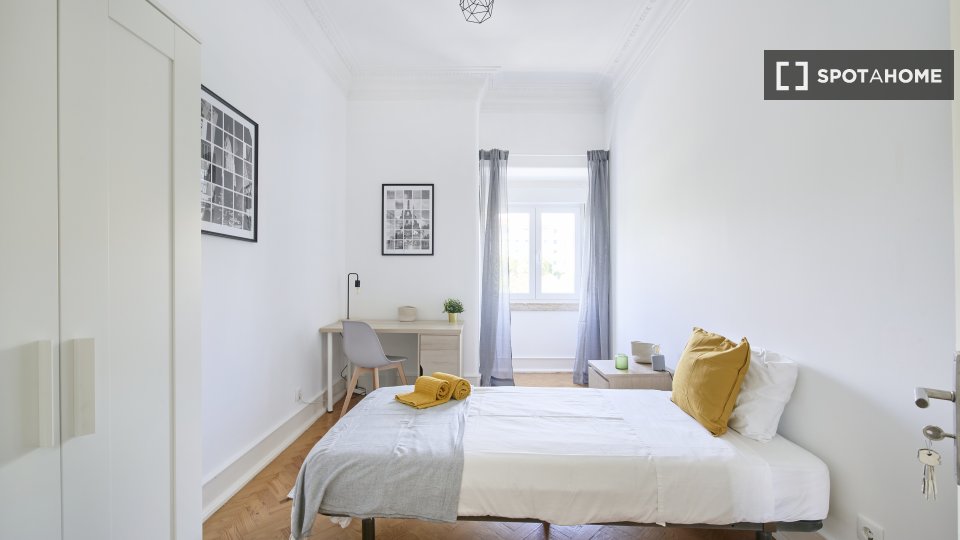 Double room Lisbon, 7 beds — photo 1