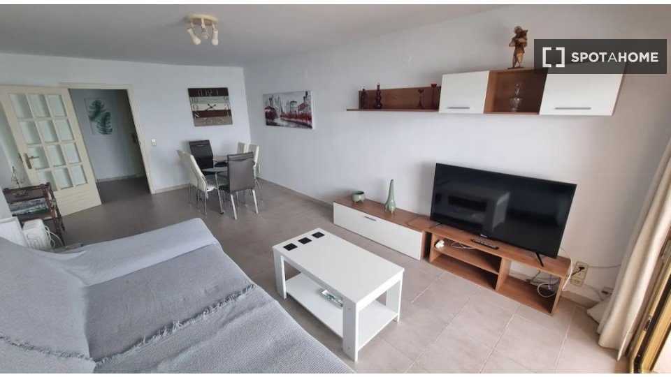 Apartment Valencia, 4 beds, 140m² — photo 2