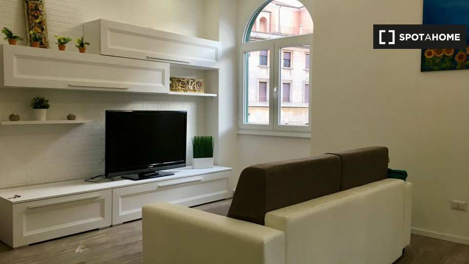 Apartment Rome, 2 beds — photo 10