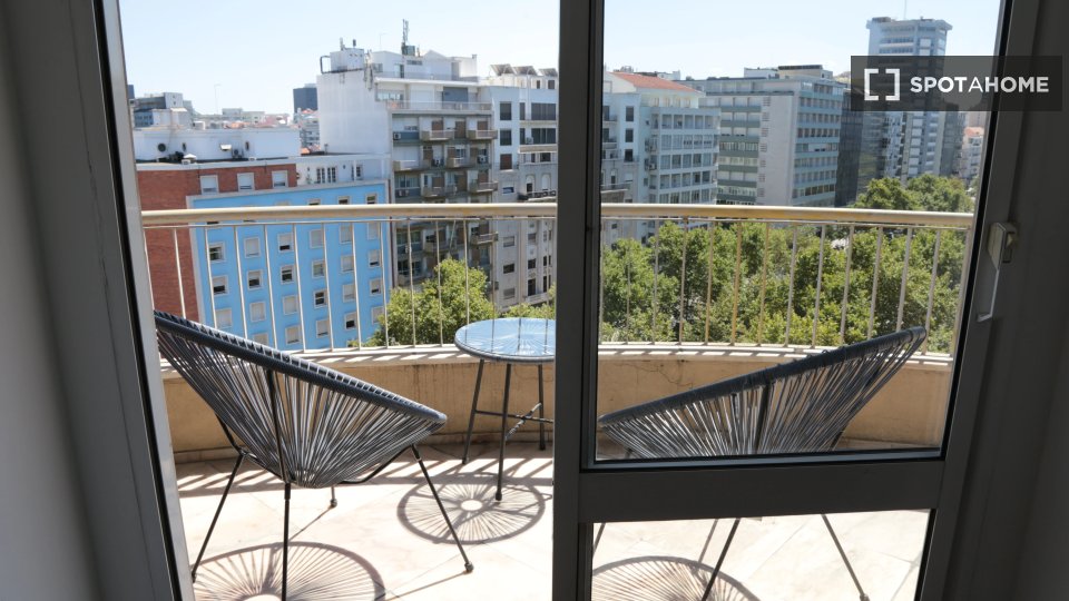 Double room Lisbon, 6 beds — photo 7