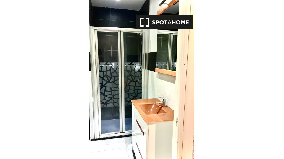 Apartment mono Madrid, 35m² — photo 5